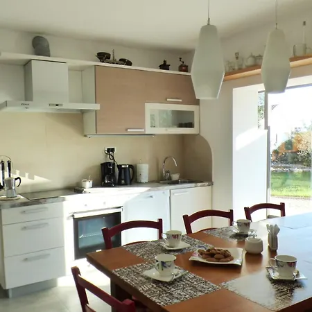 Ferienhaus House With A Parking Space Skrbcici, Krk - 16084